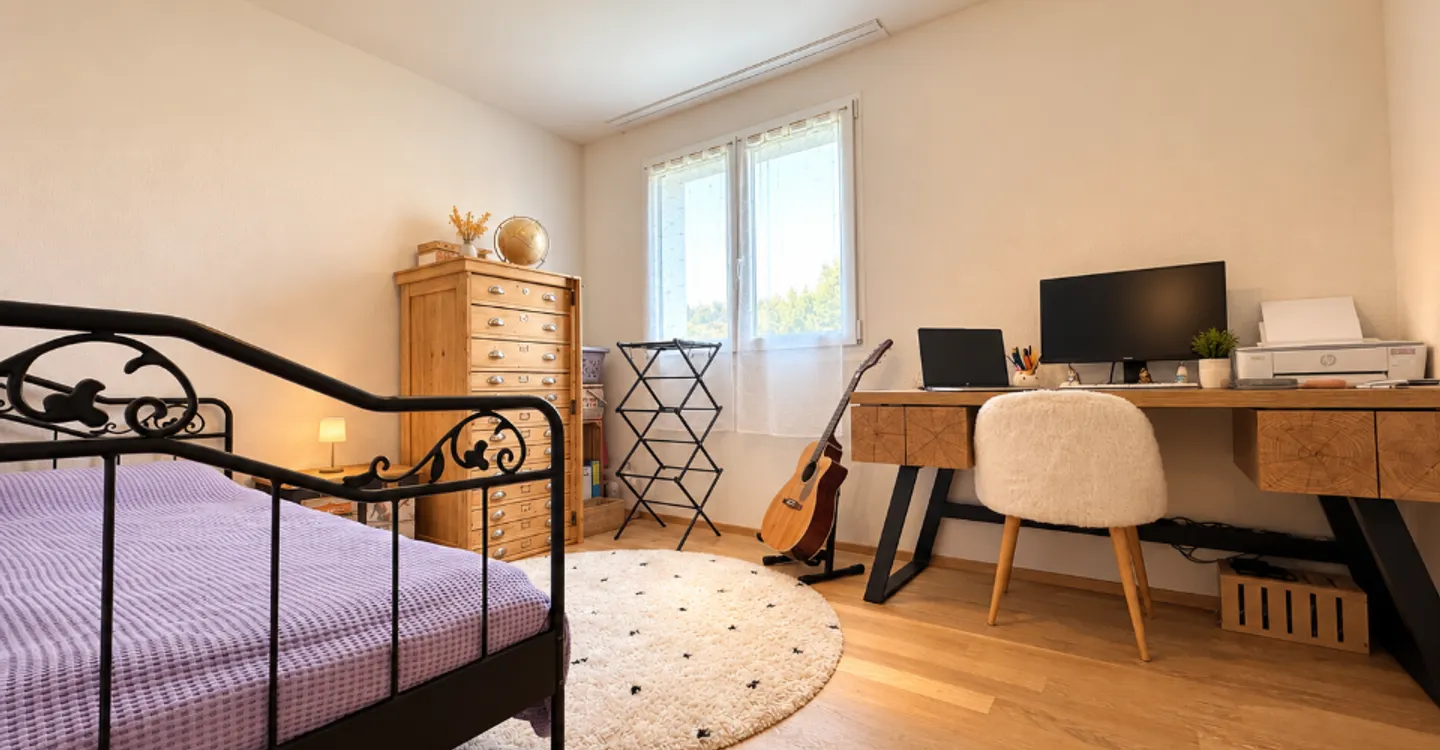 Au cœur du village, appartement avec terrasse et jardin - Foto 9 von 11