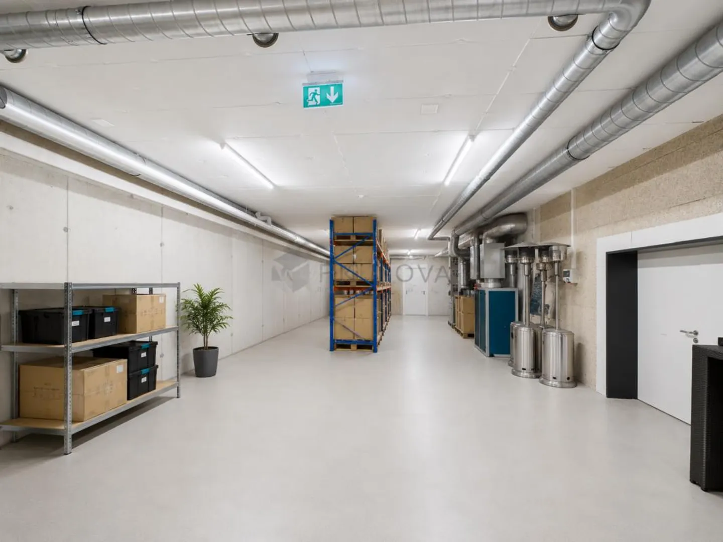 Showroom, Magazzino & Terrazza sul tetto - Foto 9 di 15