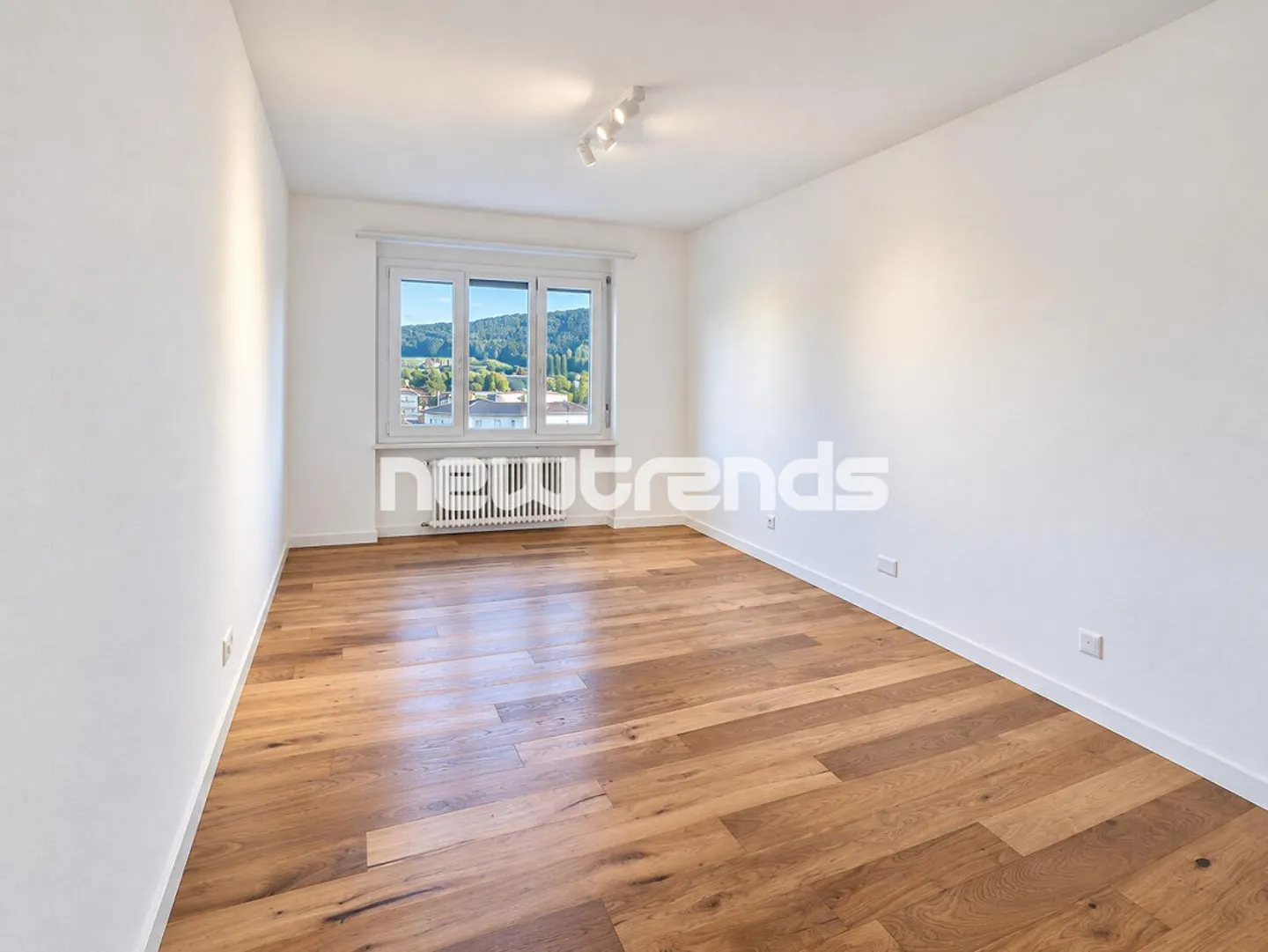 Appartamento ristrutturato con vista aperta - Foto 1 di 14
