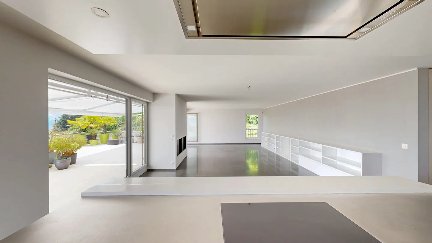 4.5-room apartment with terrace and panoramic view of the lake - Photo 8 of 24