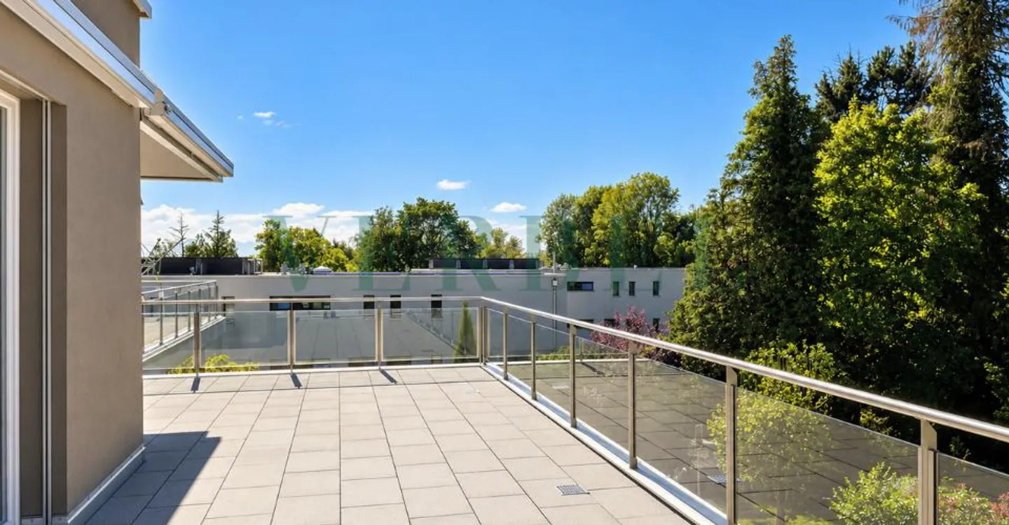 Attique lumineux avec magnifique terrasse - Foto 5 von 11