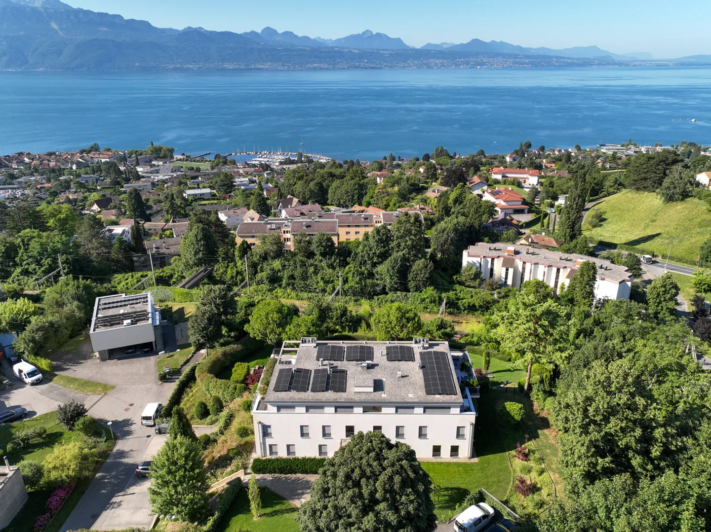 4.5-room apartment with terrace and panoramic view of the lake - Photo 22 of 24