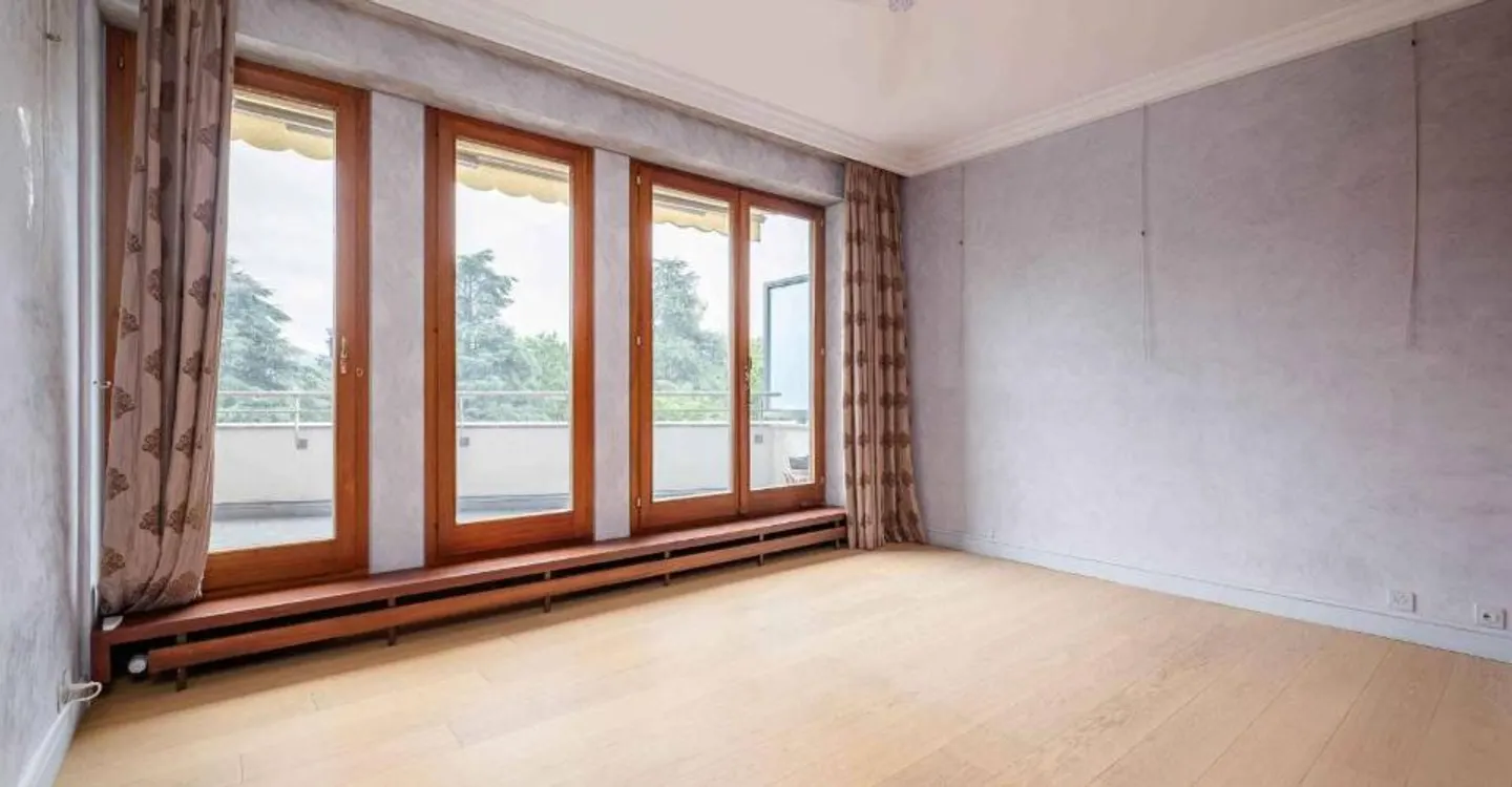 Appartement de Luxe avec Terrasses - Photo 6 sur 12