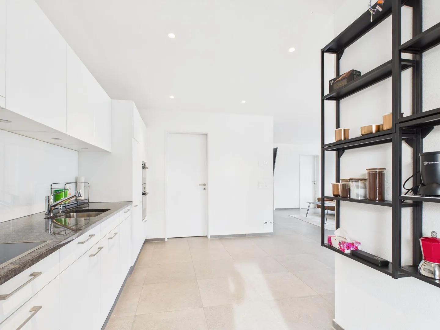 Appartamento moderno di 3,5 locali con grande balcone - Foto 4 di 14