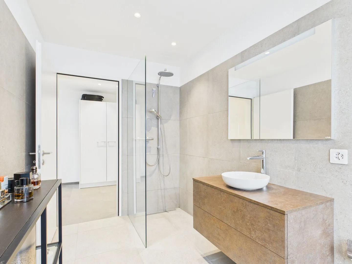 Appartamento moderno di 3,5 locali con grande balcone - Foto 9 di 14