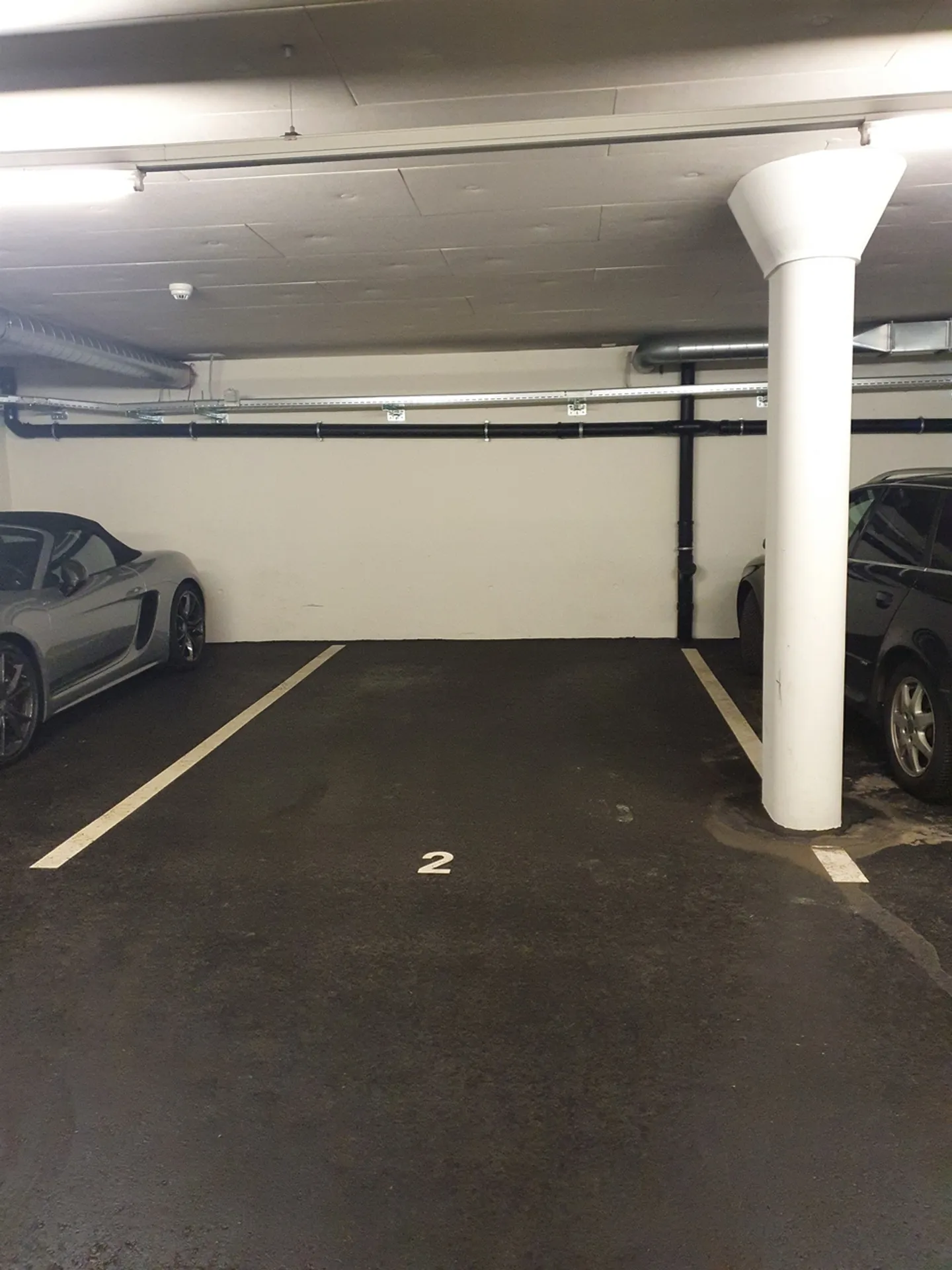 Place de parking au Mühlefeldcenter Oensingen - Photo 1 sur 1