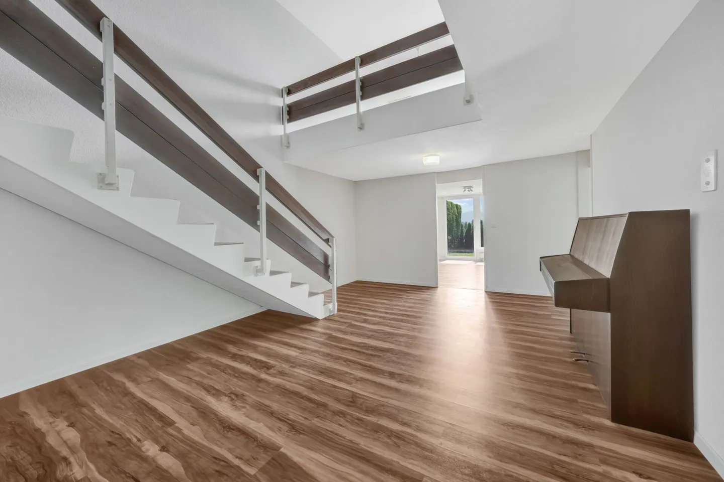 Vivere come in una casa unifamiliare! Immenso appartamento duplex ben curato con panorama sull'Alpstein e piscina - Foto 32 di 67