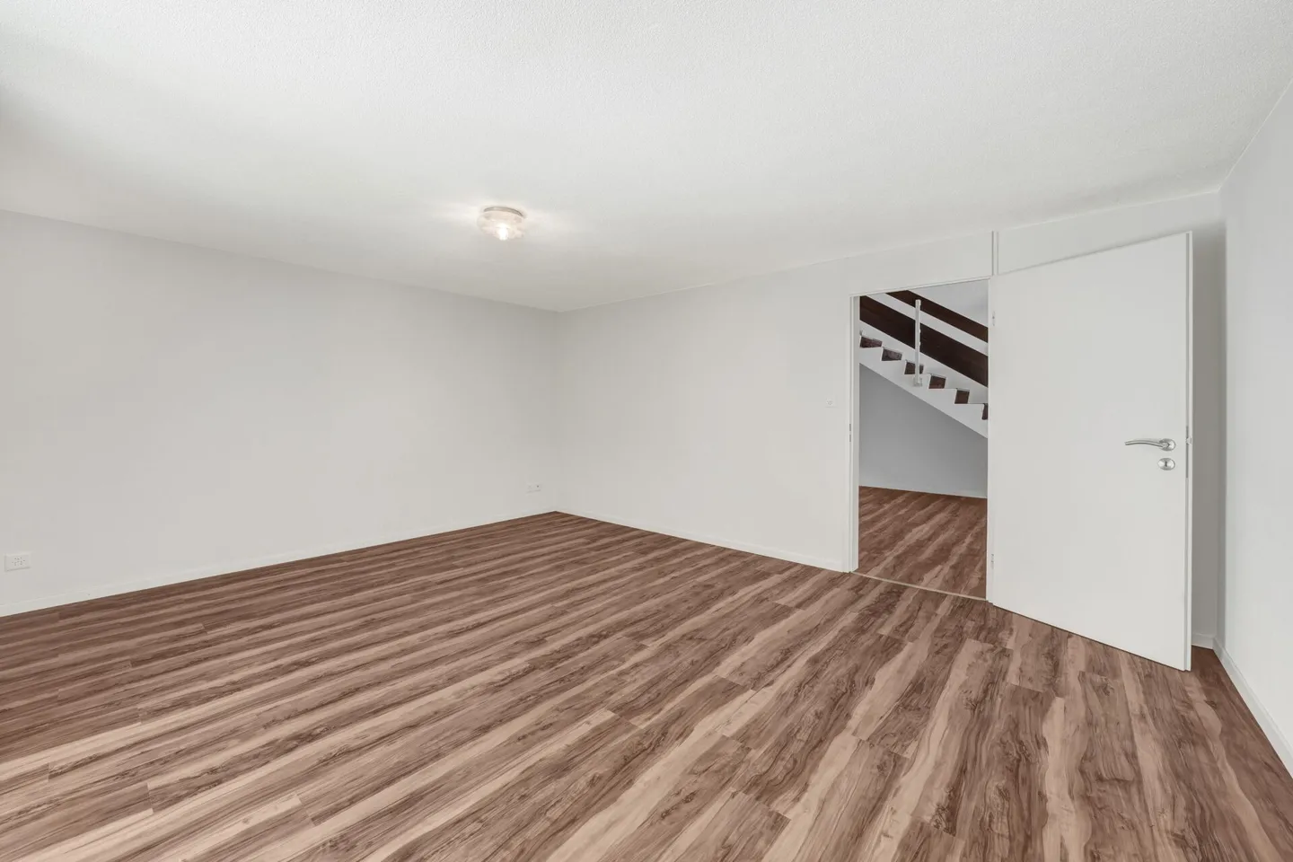 Vivere come in una casa unifamiliare! Immenso appartamento duplex ben curato con panorama sull'Alpstein e piscina - Foto 34 di 67