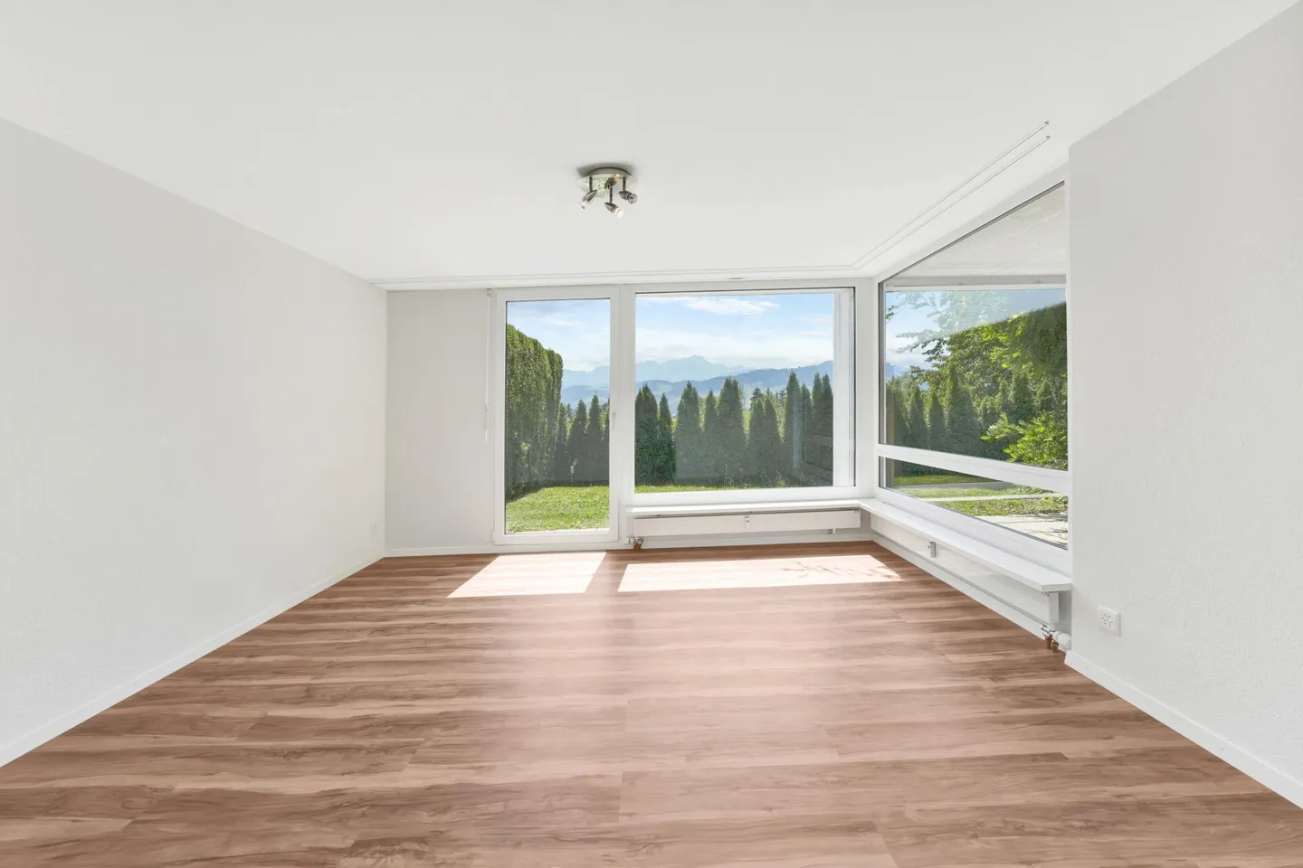 Vivere come in una casa unifamiliare! Immenso appartamento duplex ben curato con panorama sull'Alpstein e piscina - Foto 37 di 67