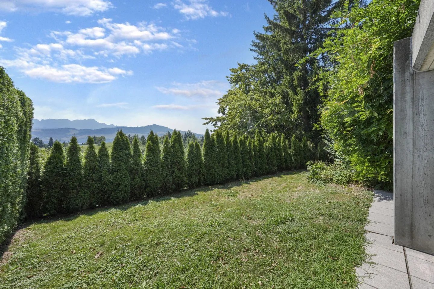 Vivere come in una casa unifamiliare! Immenso appartamento duplex ben curato con panorama sull'Alpstein e piscina - Foto 39 di 67