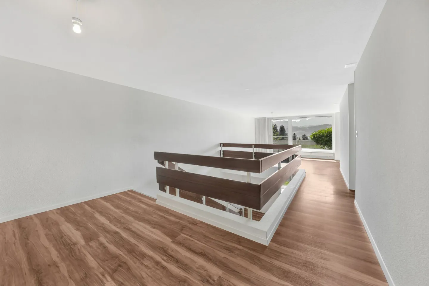 Vivere come in una casa unifamiliare! Immenso appartamento duplex ben curato con panorama sull'Alpstein e piscina - Foto 18 di 67
