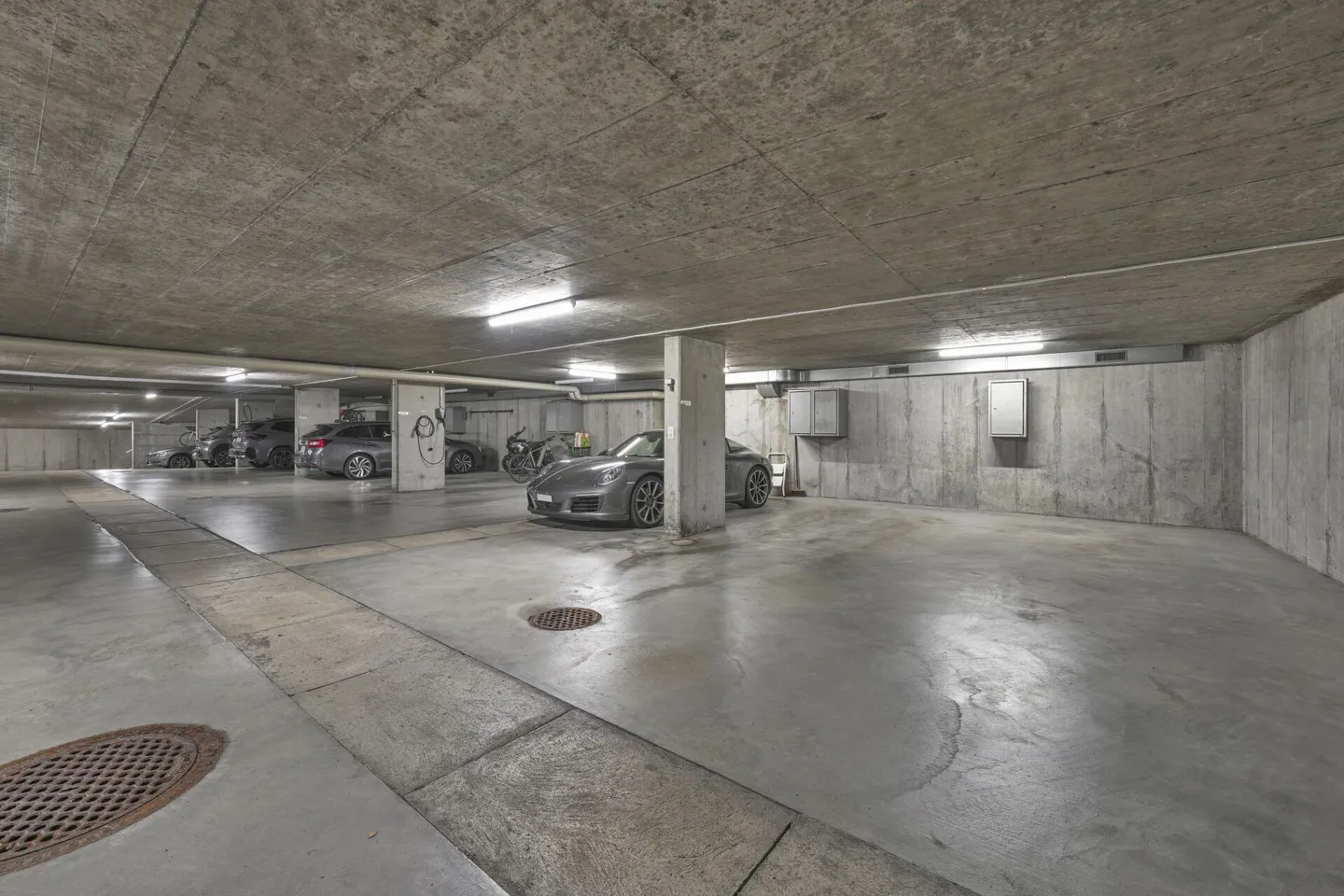 Vivere come in una casa unifamiliare! Immenso appartamento duplex ben curato con panorama sull'Alpstein e piscina - Foto 44 di 67