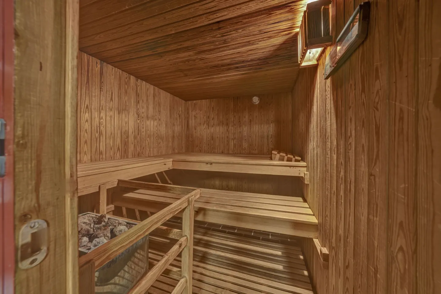 Vivere come in una casa unifamiliare! Immenso appartamento duplex ben curato con panorama sull'Alpstein e piscina - Foto 49 di 67