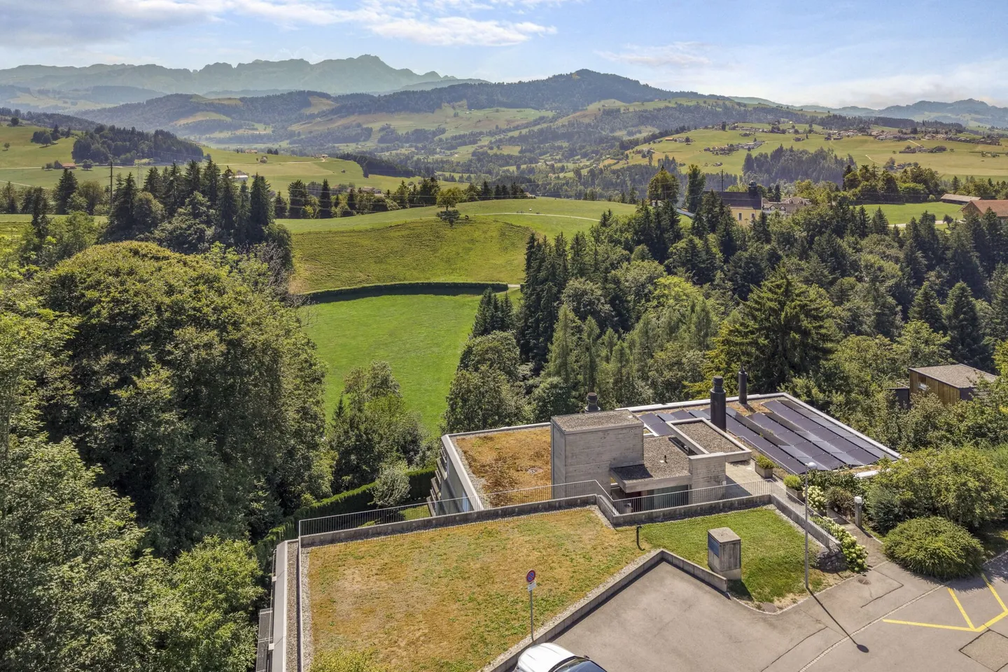 Vivere come in una casa unifamiliare! Immenso appartamento duplex ben curato con panorama sull'Alpstein e piscina - Foto 58 di 67