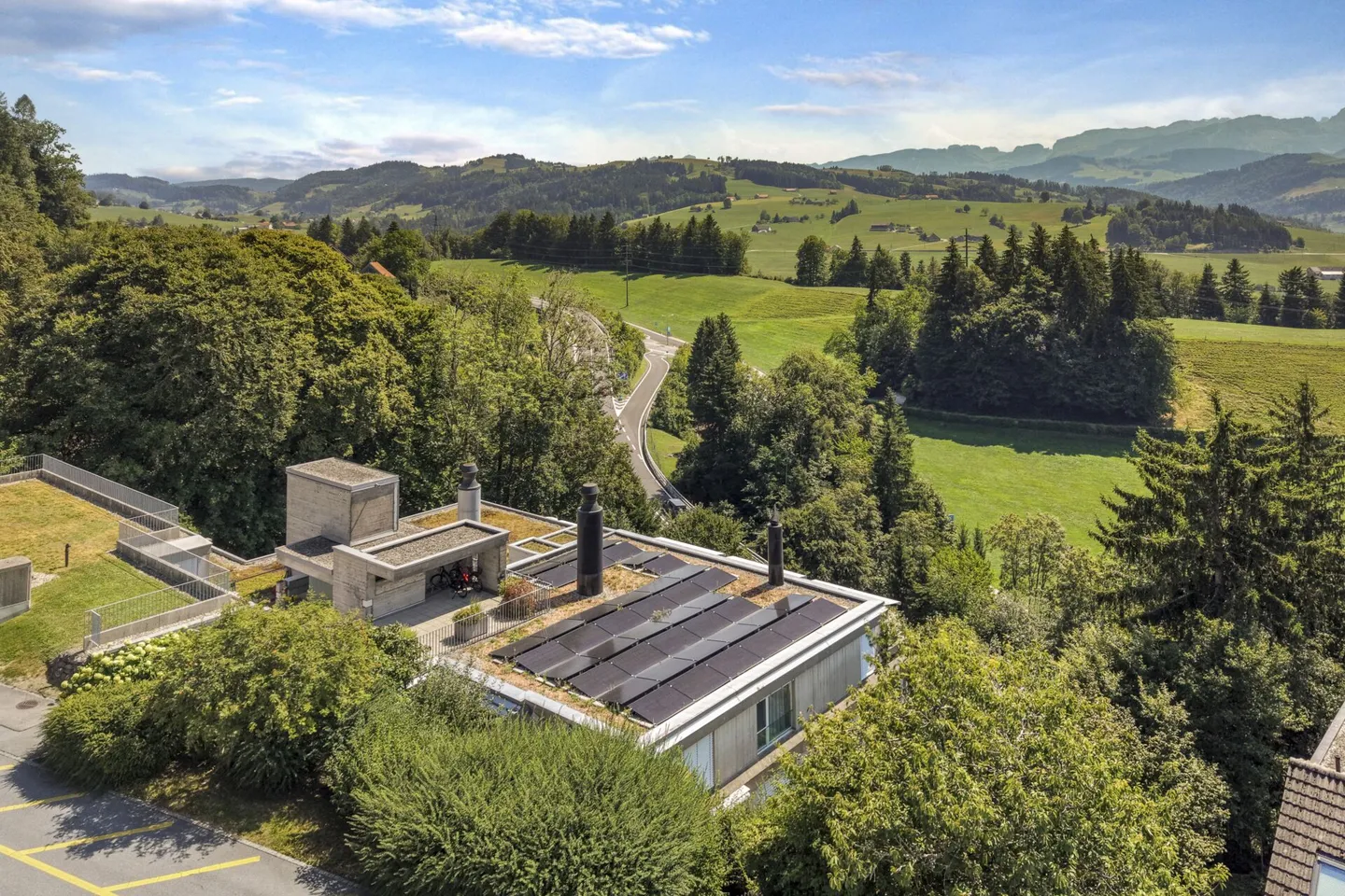 Vivere come in una casa unifamiliare! Immenso appartamento duplex ben curato con panorama sull'Alpstein e piscina - Foto 59 di 67