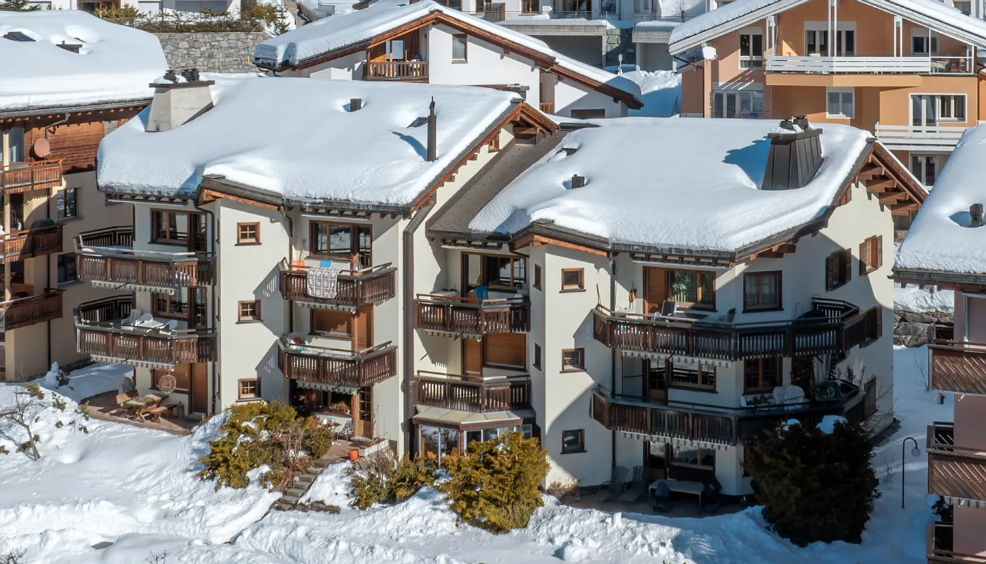 Appartement de vacances avec balcon et vue sur le panorama montagneux - Photo 2 sur 5