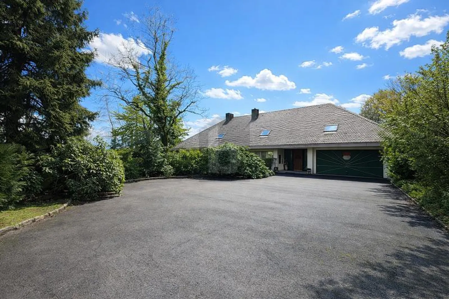 Exklusive Villa mit Pool und Aussicht - Foto 4 von 6