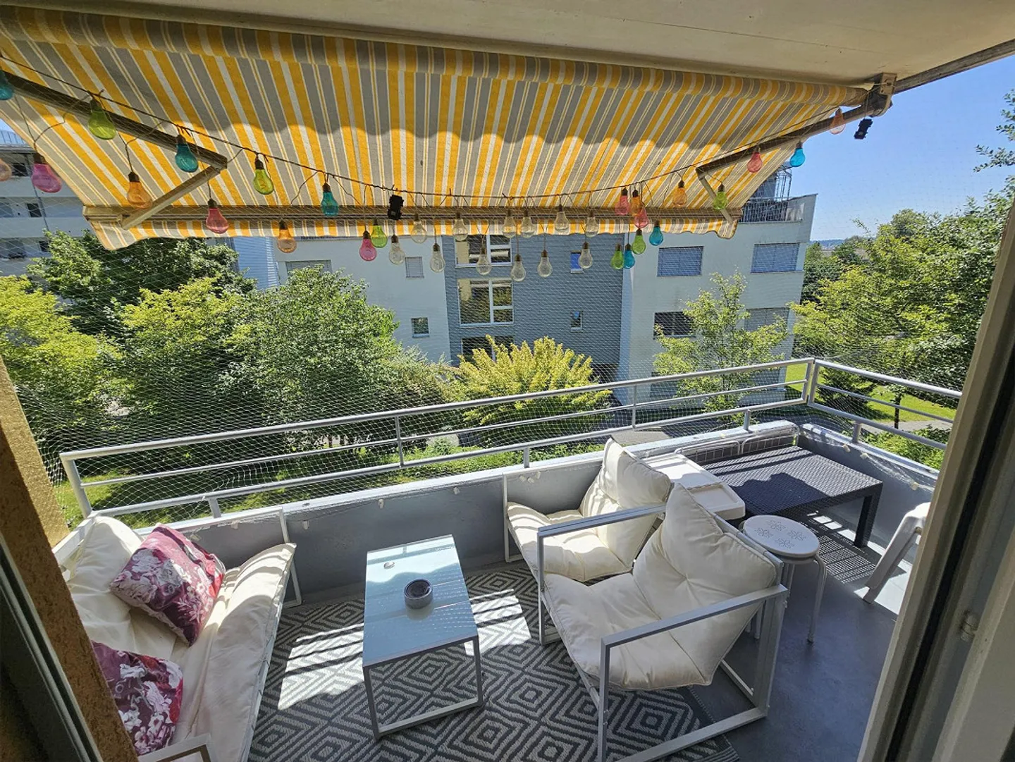 Limited until 30.09.2027 / 5.5 room apartment in Tann - Photo 7 of 8