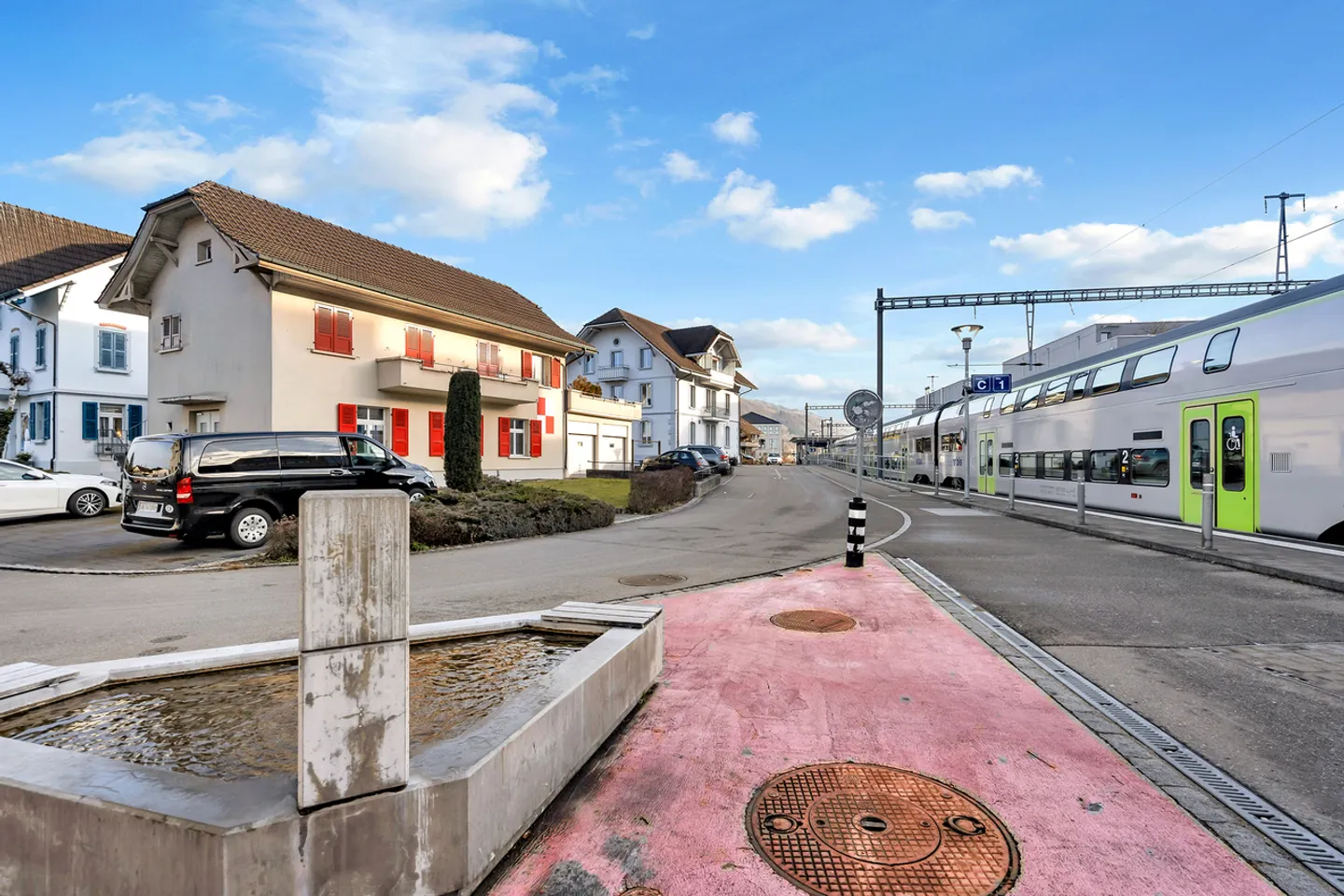 Versatile commercial space centrally located in Belp - Photo 9 of 9