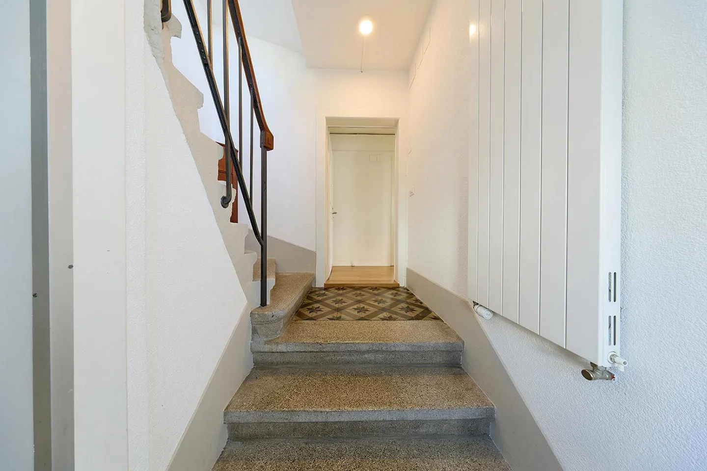 Bella appartamento di 3½ stanze con giardino privato nel cuore di Ostermundigen - Foto 13 di 18