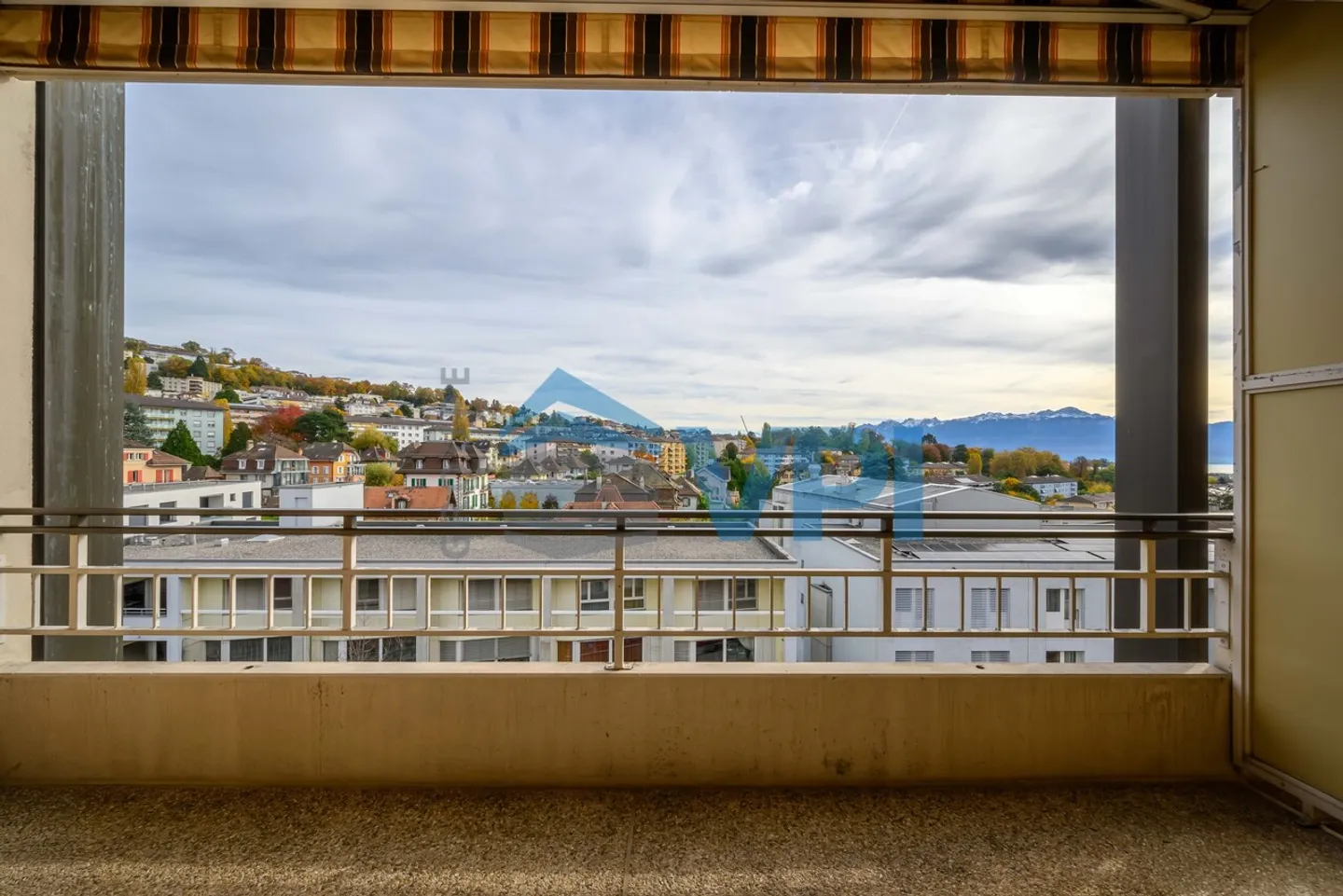 Appartement avec 2,5 pièces et cuisine séparée - Photo 7 sur 8