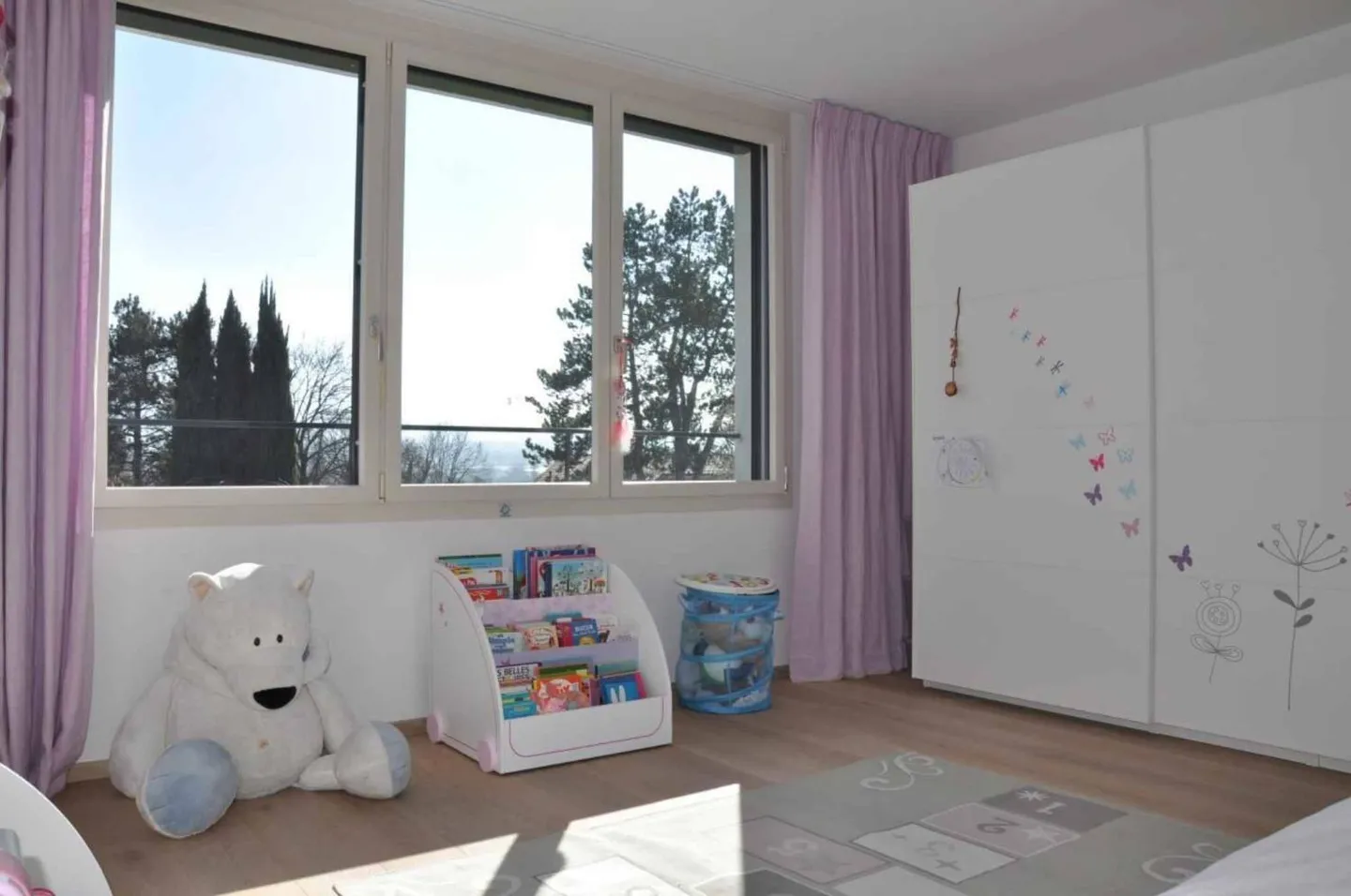 Moderne Villa mit Gartenterrasse - Foto 7 von 10