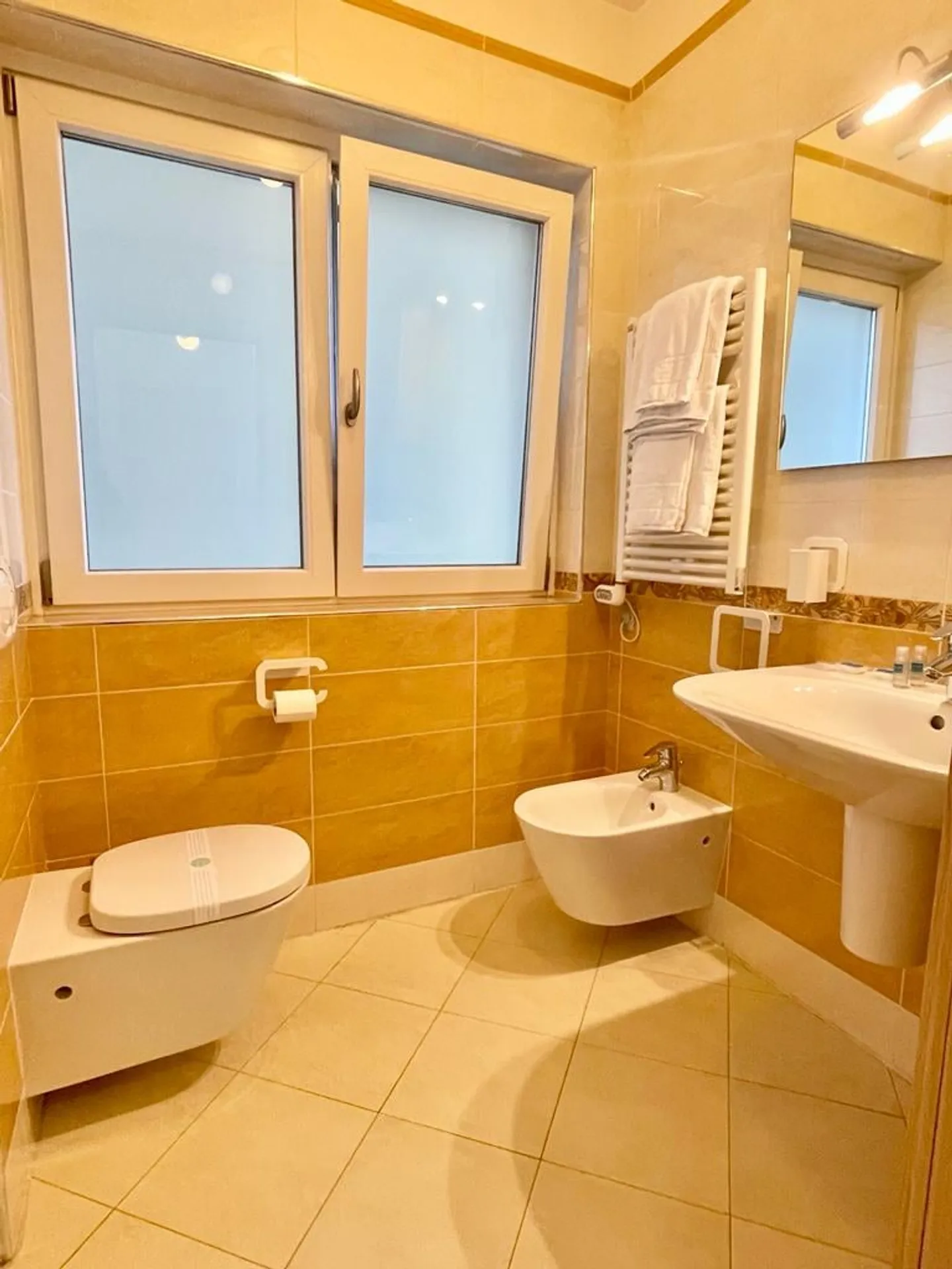 Eingerichtetes Studio in Lugano - Foto 10 von 18