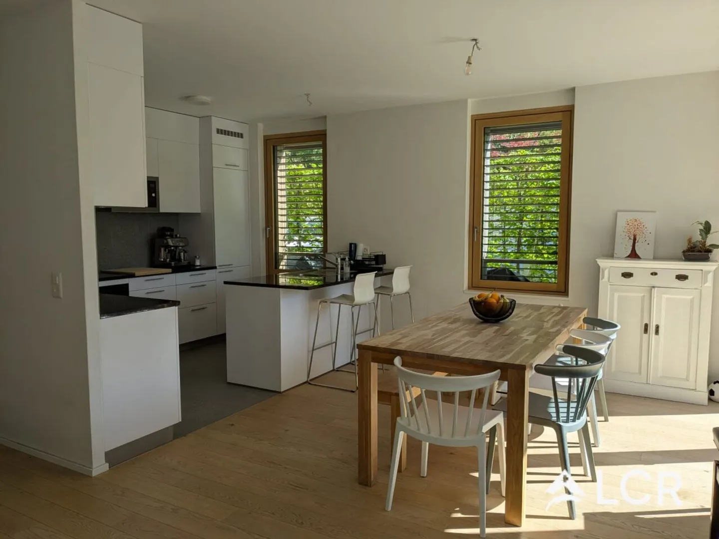 Wunderschönes Triplex von 5.5P / 4 Schlafzimmer / 3 Badezimmer / 1 Terrasse / Südausrichtung - Foto 2 von 13