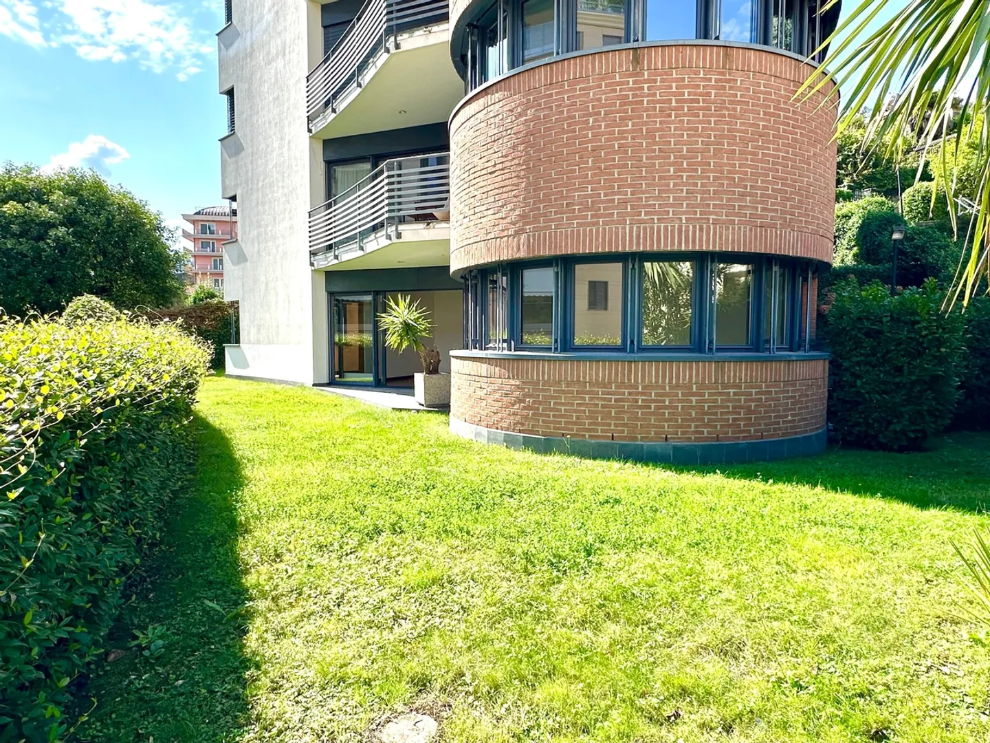 Elegante Residenza Familiare 4.5 Zimmer con Moderni Comfort - Foto 10 di 11