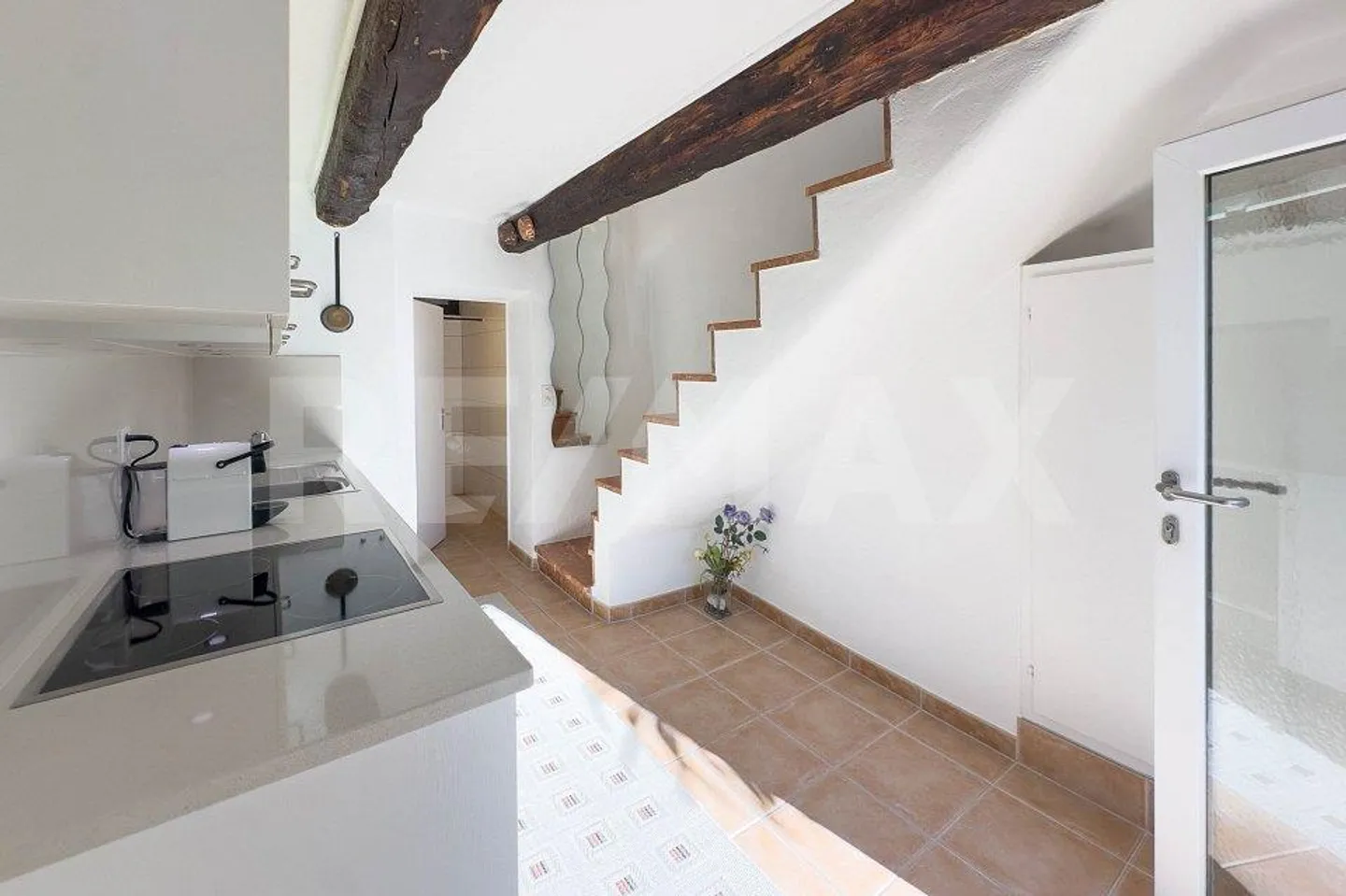 Charming 2.5 Room Apartment - Photo 7 of 13