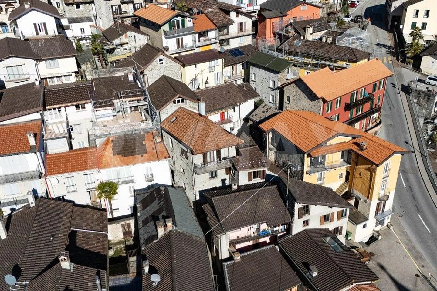 Charming 2.5 Room Apartment - Photo 12 of 13