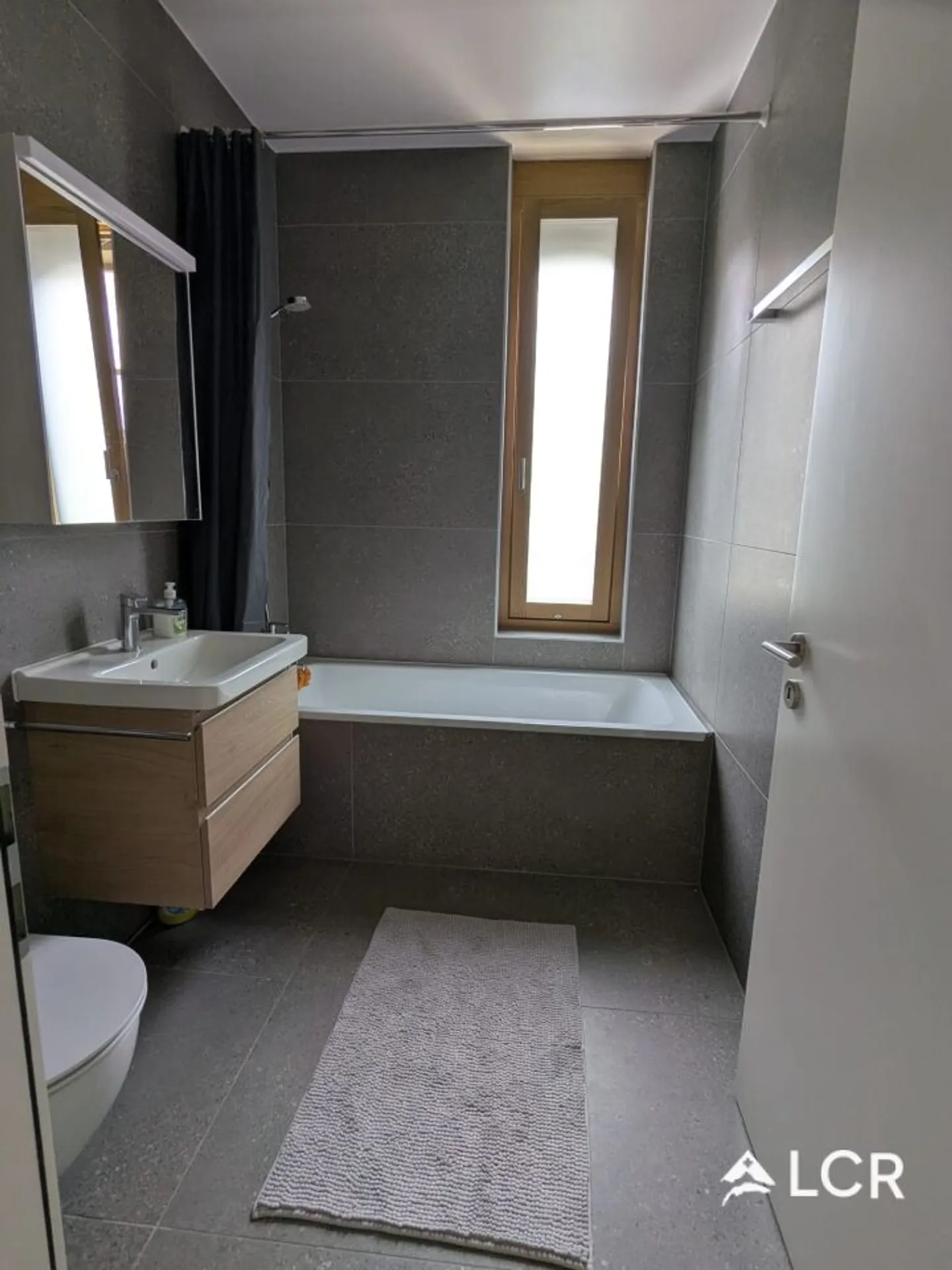 Wunderschönes Triplex von 5.5P / 4 Schlafzimmer / 3 Badezimmer / 1 Terrasse / Südausrichtung - Foto 13 von 13