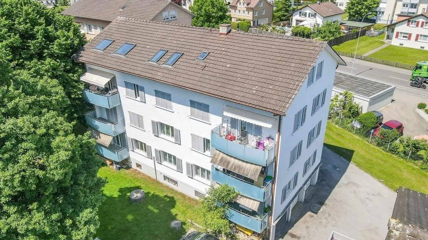 Appartamento affascinante di 2,5 stanze in mansarda - Foto 1 di 9