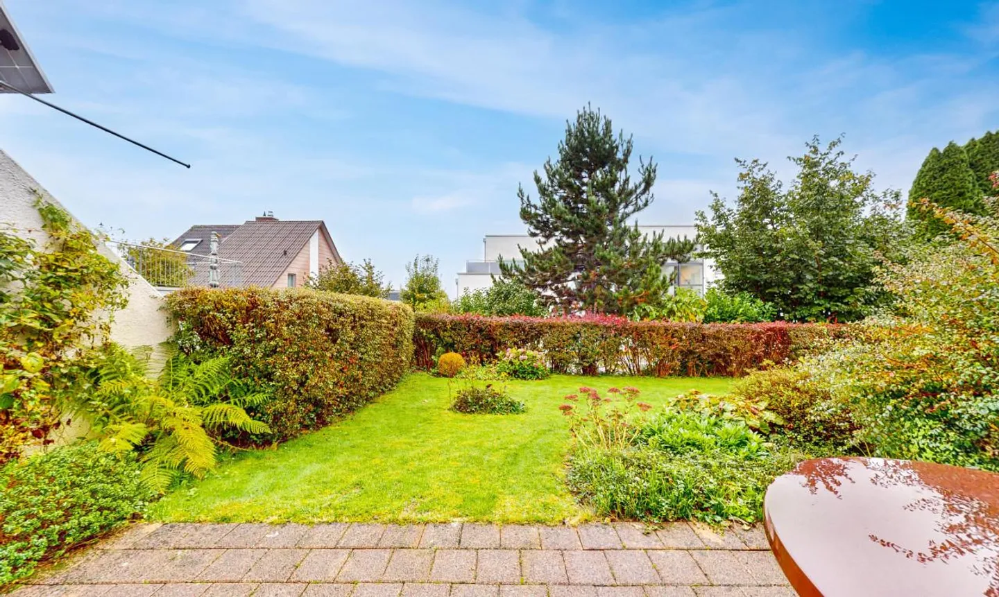 5-room end-of-terrace house with large garden - Photo 11 of 13