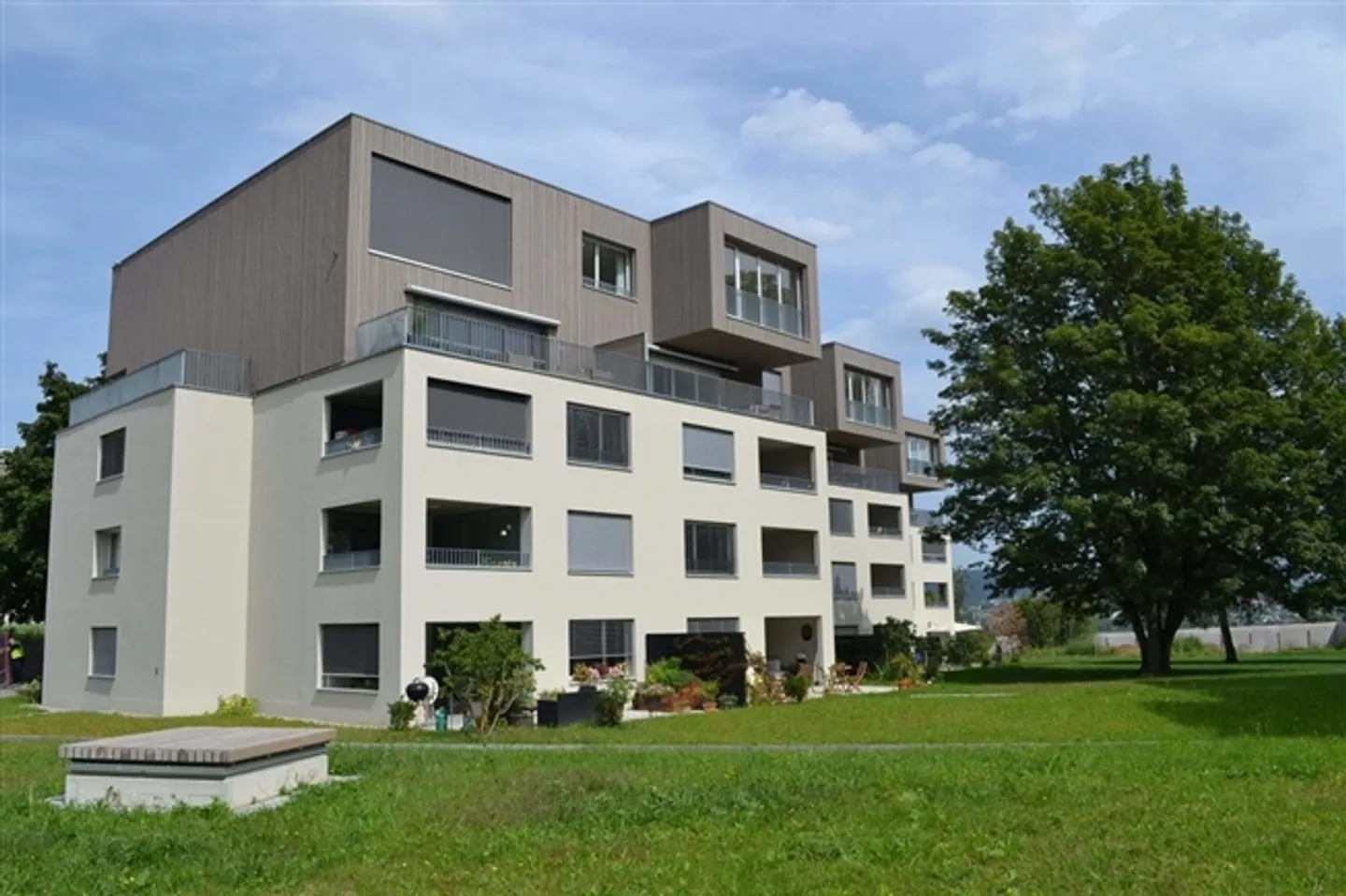 Superbe appartement de 2,5 pièces à louer ! - Photo 1 sur 9