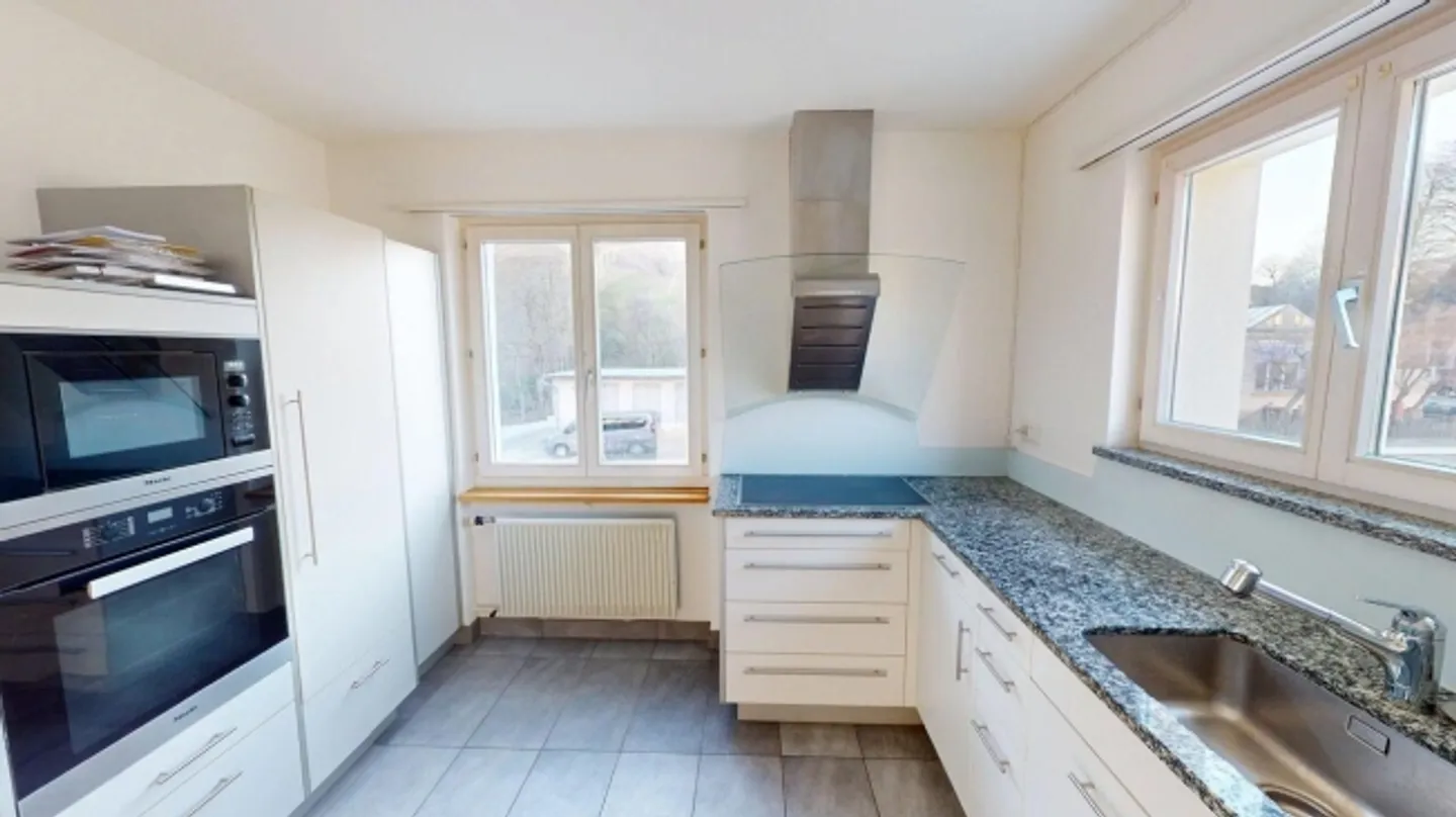 Your new home + 1 month rent-free! - Photo 2 of 13