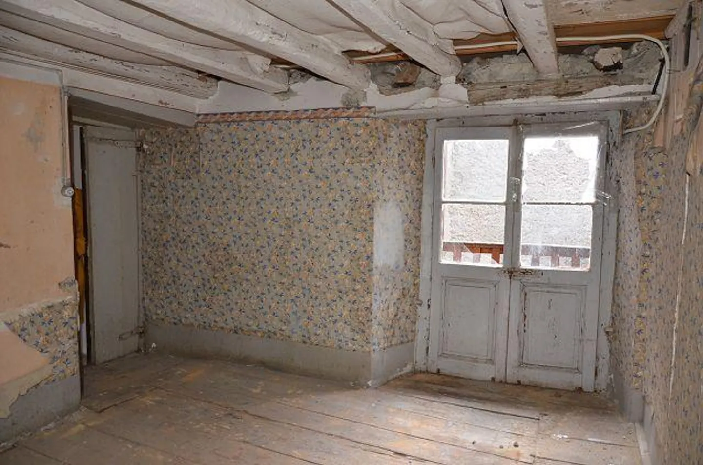 Large house with terrace and annex to be renovated in a position... - Photo 15 of 25