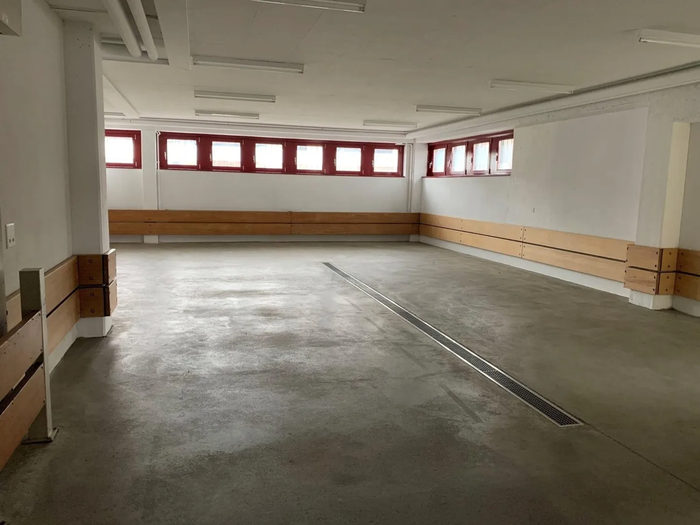 Marly, locali commerciali in affitto al piano terra - ideale per un deposito - ate - Foto 3 di 9