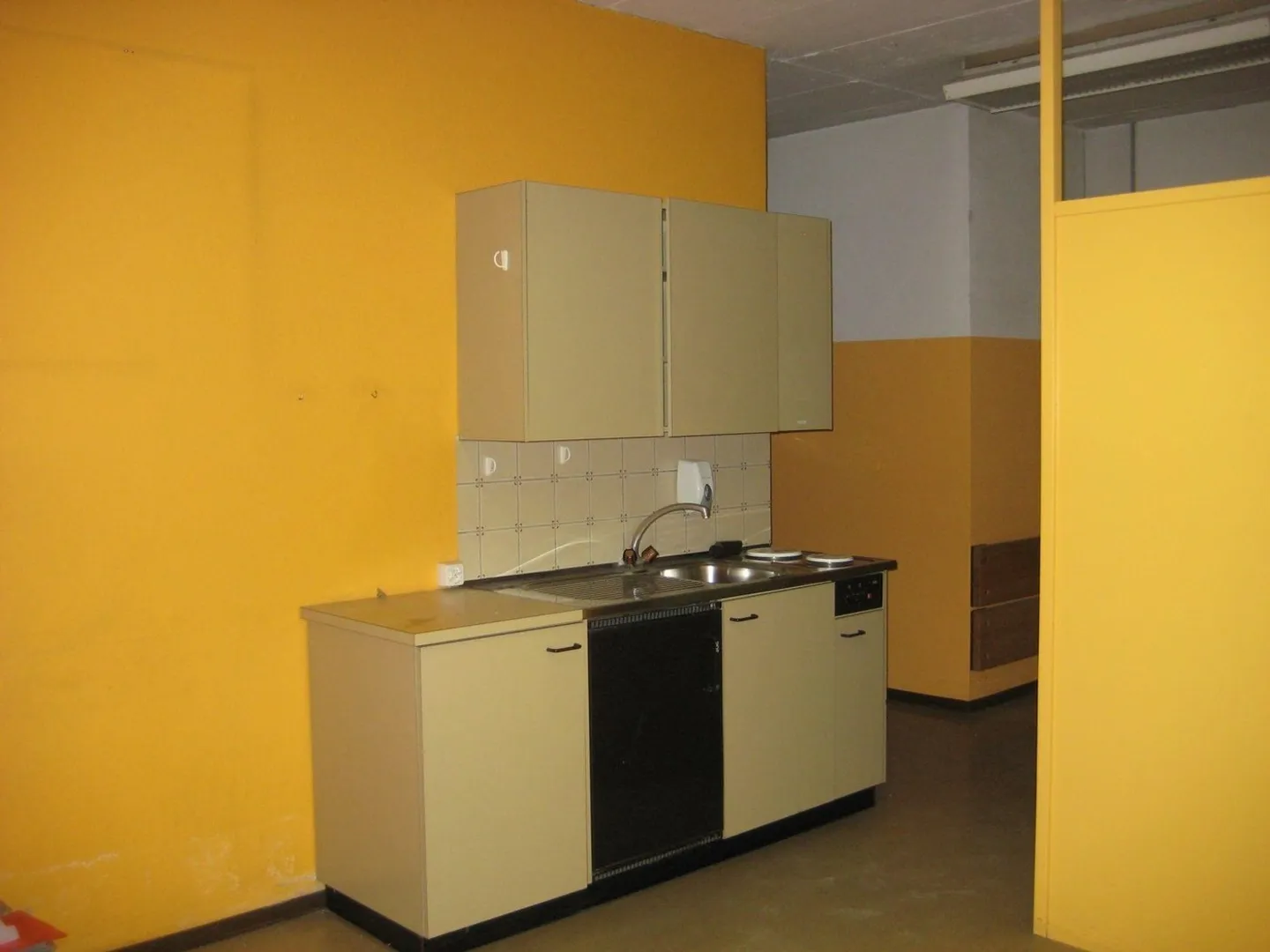 Marly, locali commerciali in affitto al piano terra - ideale per un deposito - ate - Foto 7 di 9