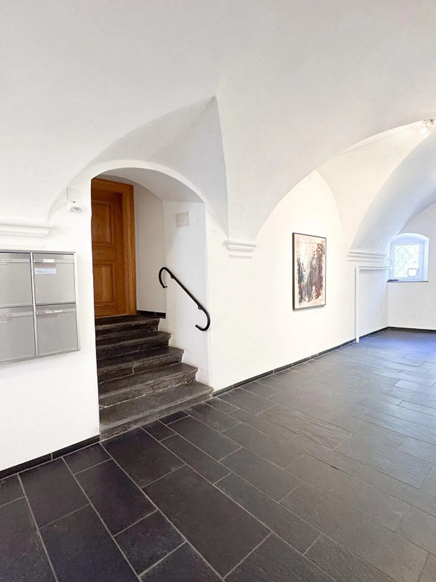 Charmante Wohnung in historischem Gebäude - Foto 2 von 16