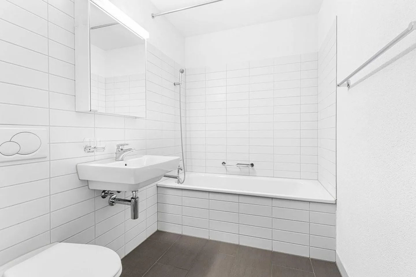 RENT WITHOUT DEPOSIT - Living in the heart of the spa district - Photo 3 of 6