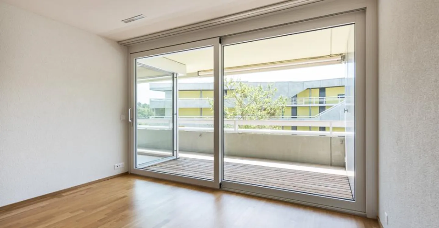 Moderne Wohnung über der Shopping-Mall - Foto 3 von 8