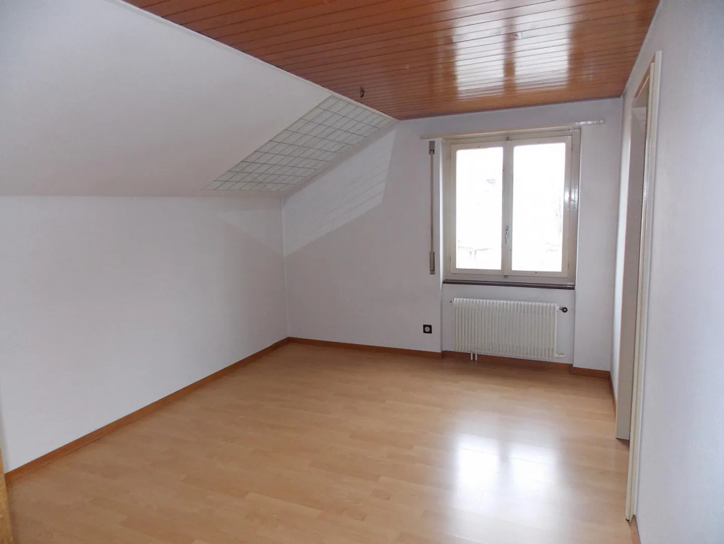 Charmante 2.5 Zimmer Wohnung - Foto 6 von 10