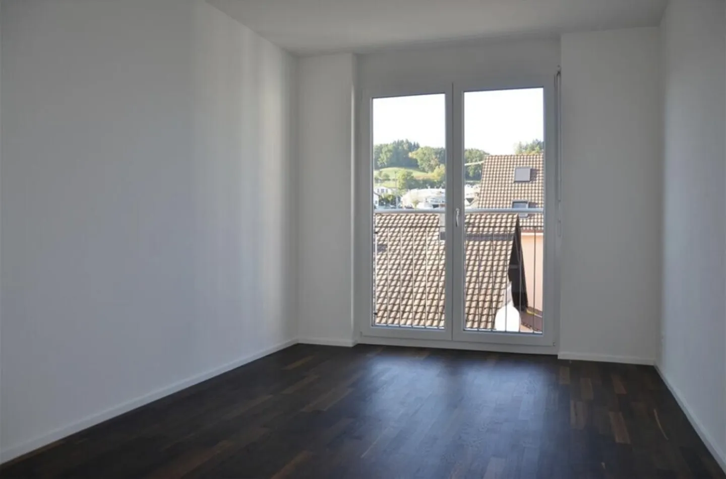 Living in a well-kept environment - Photo 3 of 8