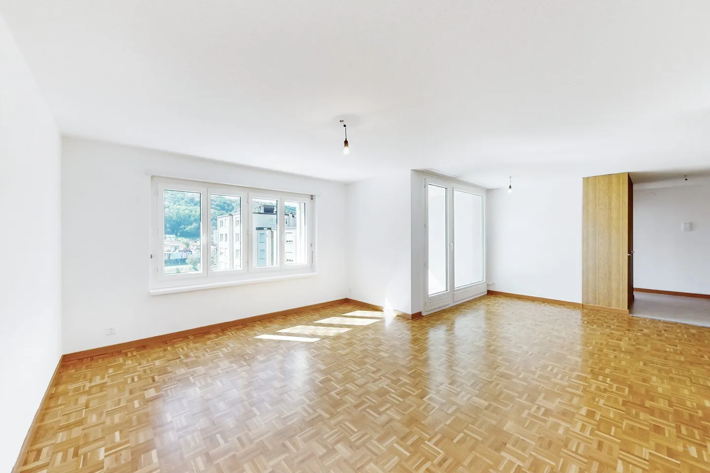 Apartment for rent - Photo 4 of 10