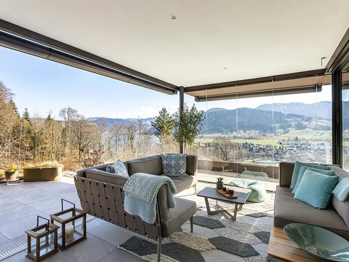 Exklusive Villa mit atemberaubendem Blick - Foto 7 von 11
