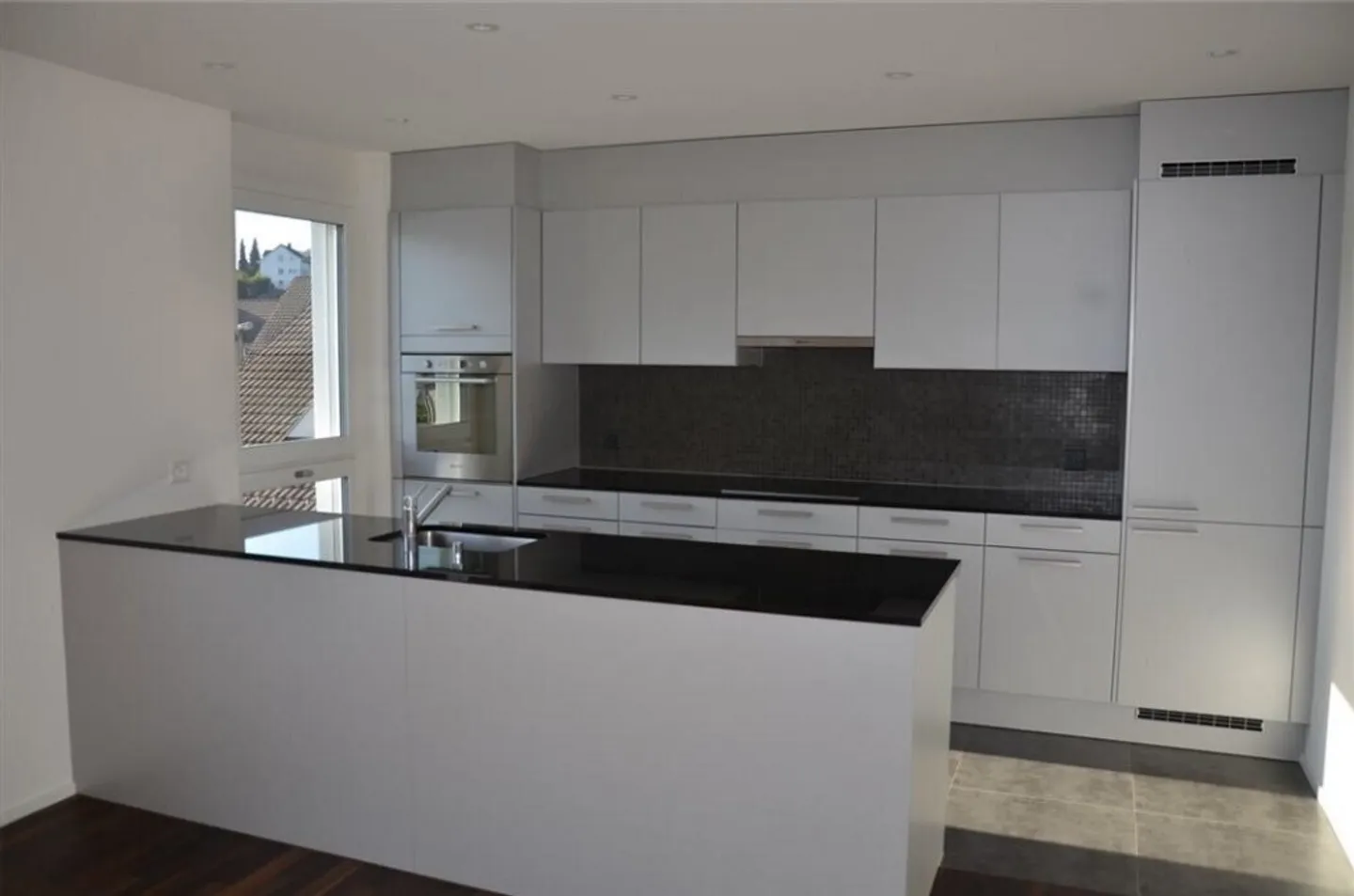 Living in a well-kept environment - Photo 8 of 8