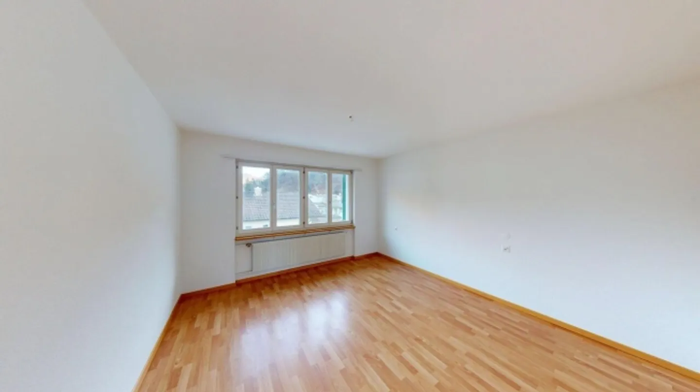 Your new home + 1 month rent-free! - Photo 8 of 13