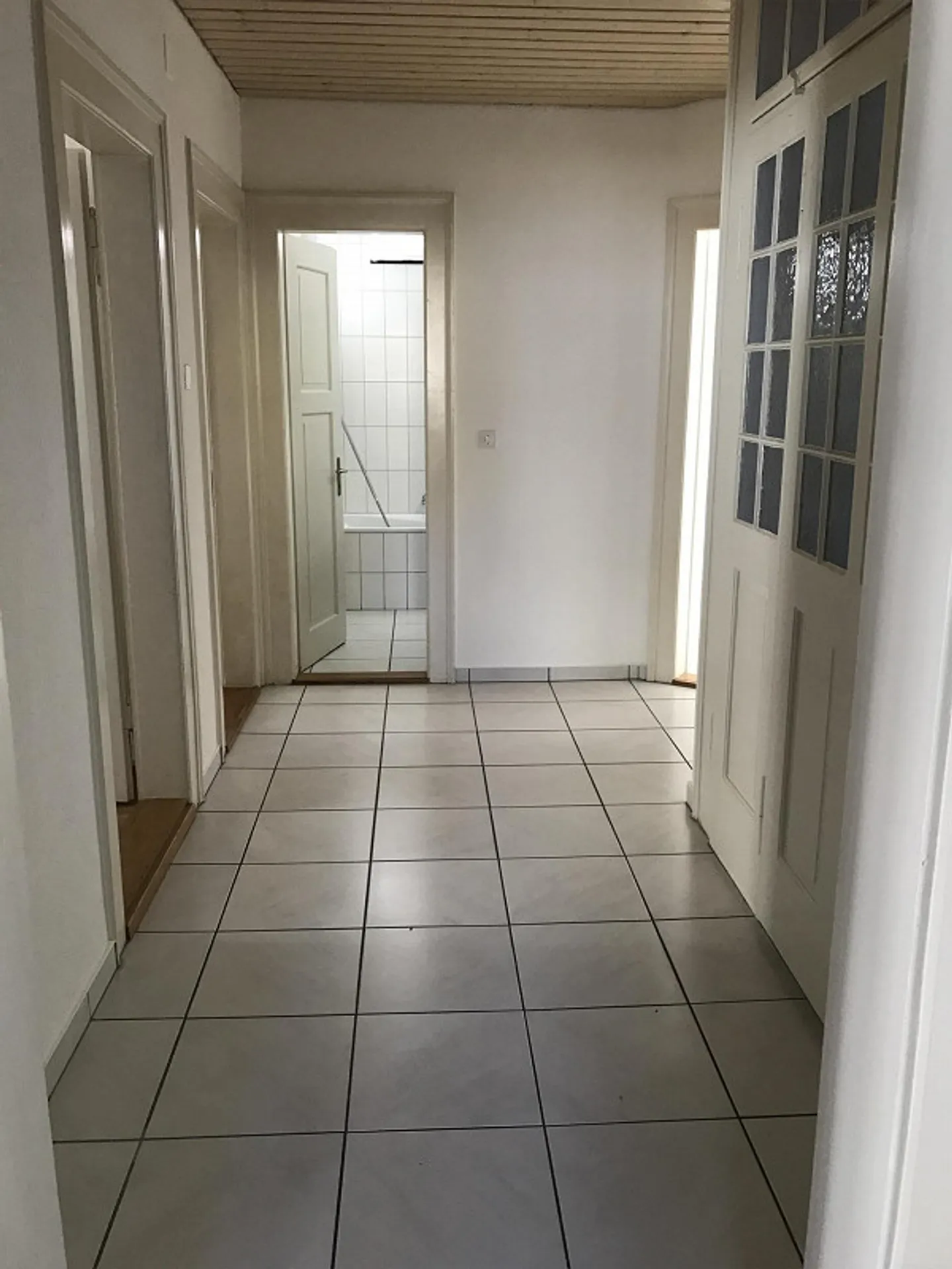Appartamento di 4 stanze al piano rialzato - Foto 3 di 10