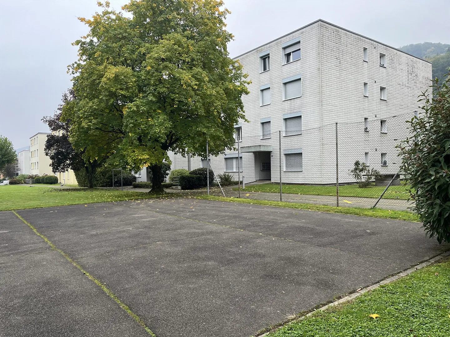 Geräumige 4.5-Zimmer-Wohnung mit Balkon und Garage in Neuenhof - Foto 12 von 12